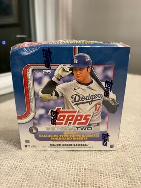 Topps - 2025 Series Two Baseball Mega Box